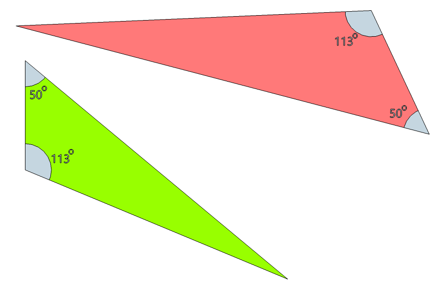 Deux triangles ayant deux angles homologues isométriques (113° et 50°), illustrant le critère AA